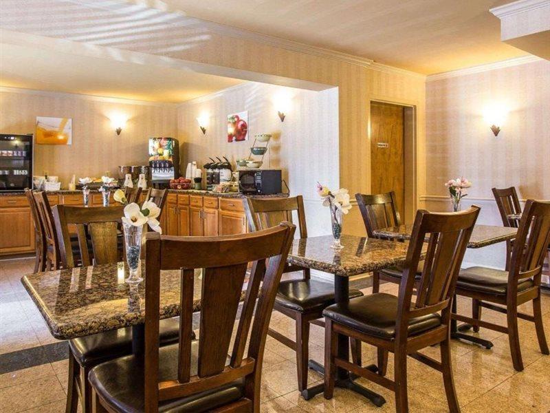 Quality Inn Fort Jackson Columbia Zewnętrze zdjęcie