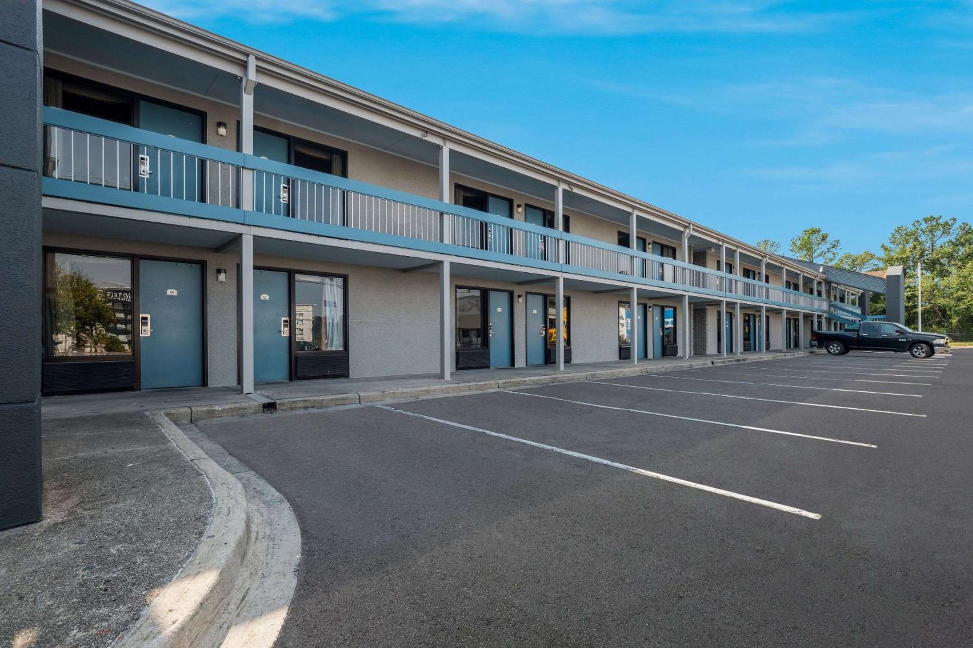 Quality Inn Fort Jackson Columbia Zewnętrze zdjęcie